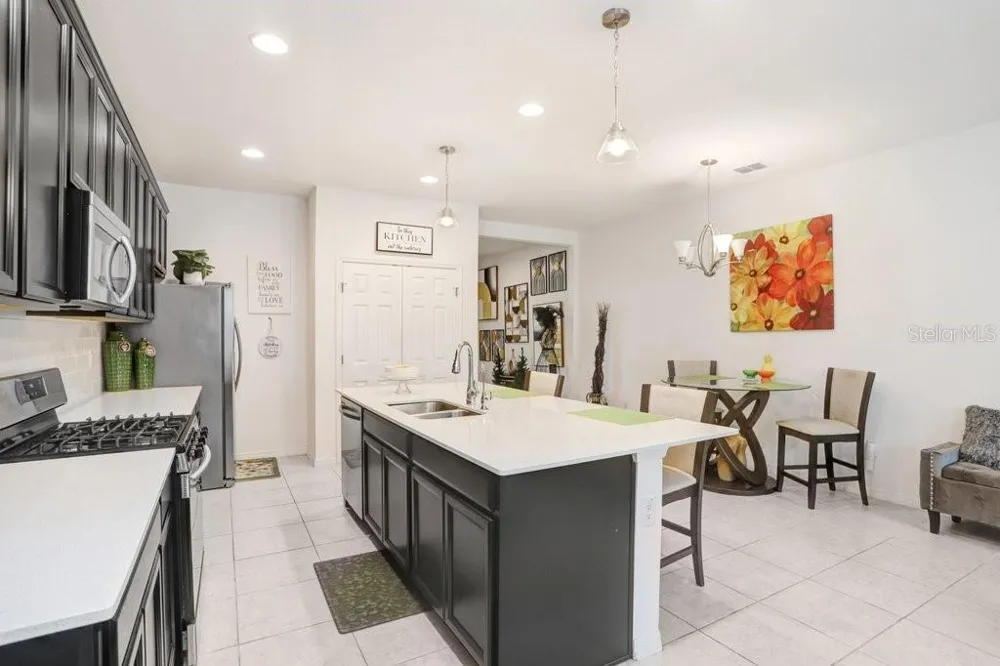 6321 CAMINO DRIVE Apollo Beach, FL 33572