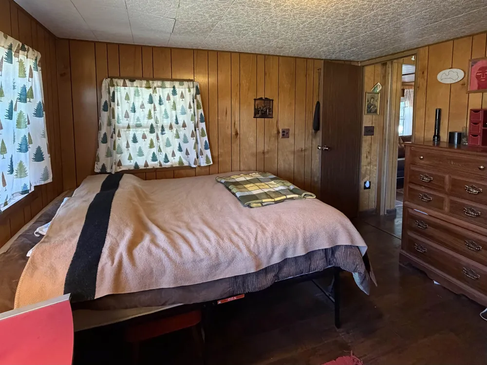 13158 Cinder Road Homestead Township, MI 49617