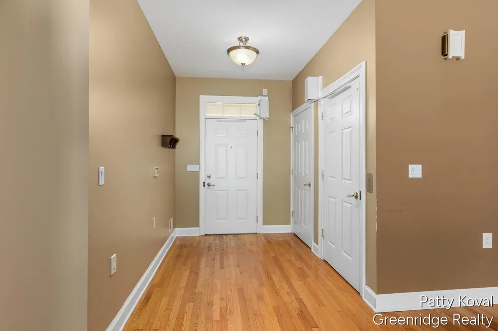 4454 Foxmoor Court Middleville, MI 49333