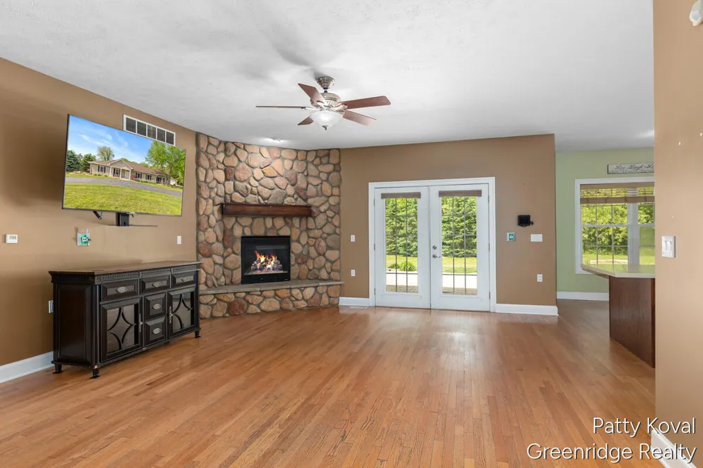 4454 Foxmoor Court Middleville, MI 49333