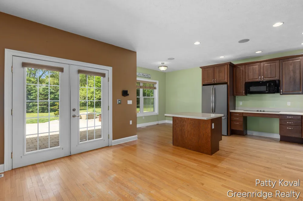 4454 Foxmoor Court Middleville, MI 49333