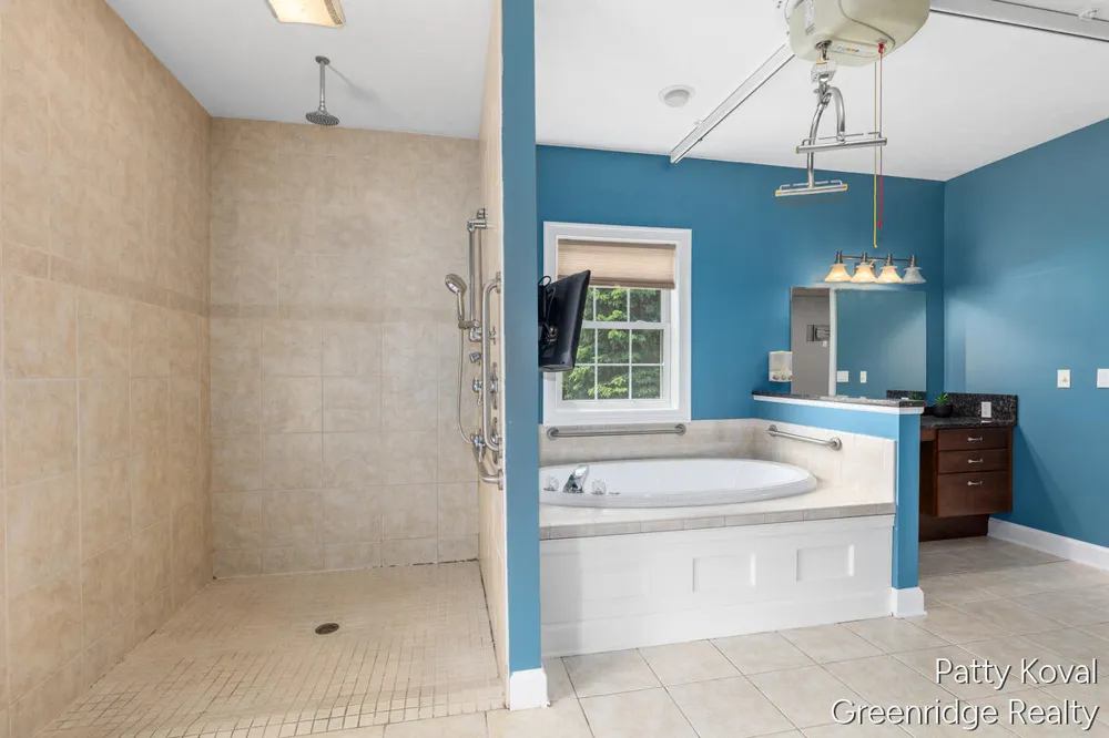 4454 Foxmoor Court Middleville, MI 49333