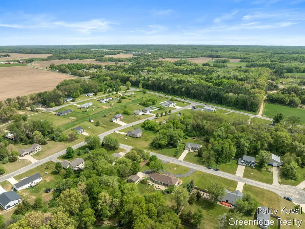 4454 Foxmoor Court Middleville, MI 49333