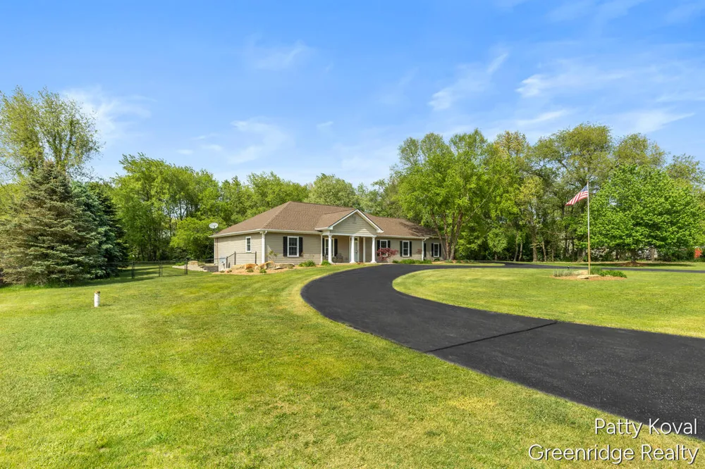 4454 Foxmoor Court Middleville, MI 49333