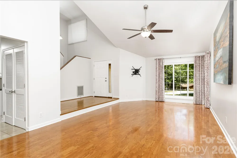 568 Wood Hollow Road Taylorsville, NC 28681