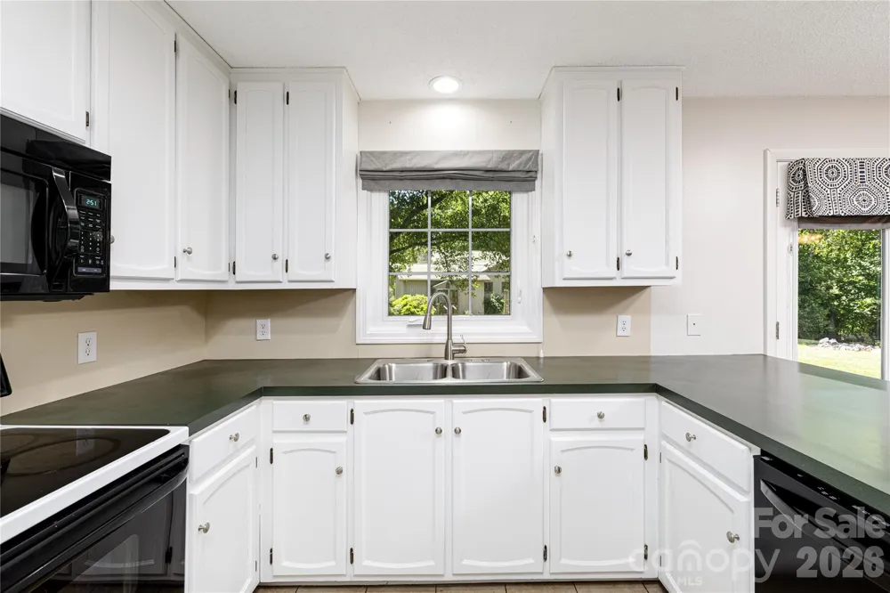 568 Wood Hollow Road Taylorsville, NC 28681