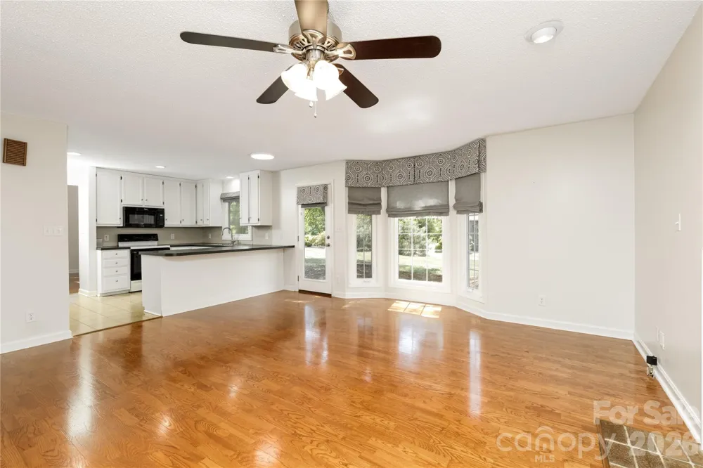 568 Wood Hollow Road Taylorsville, NC 28681