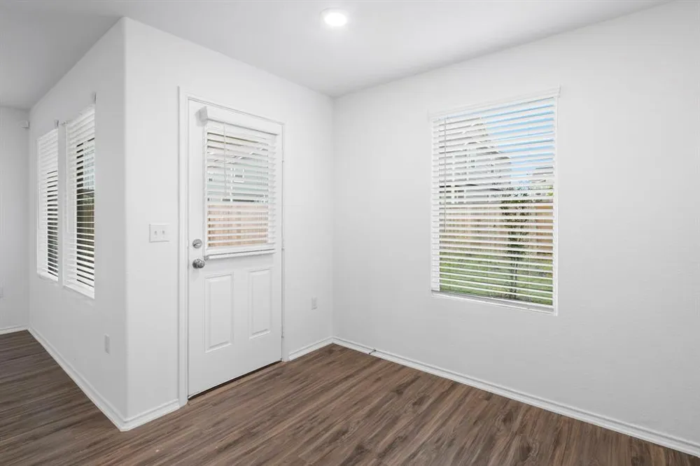 7136 Spotted Leaf Way Del Valle, TX 78617