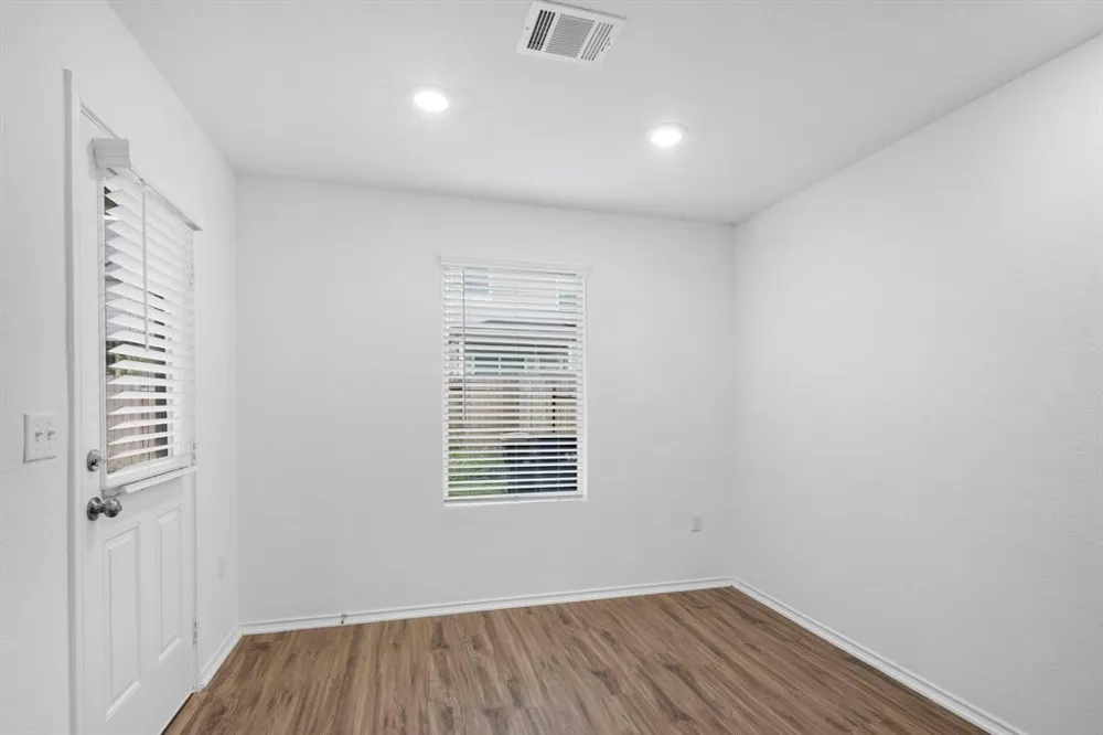 7136 Spotted Leaf Way Del Valle, TX 78617