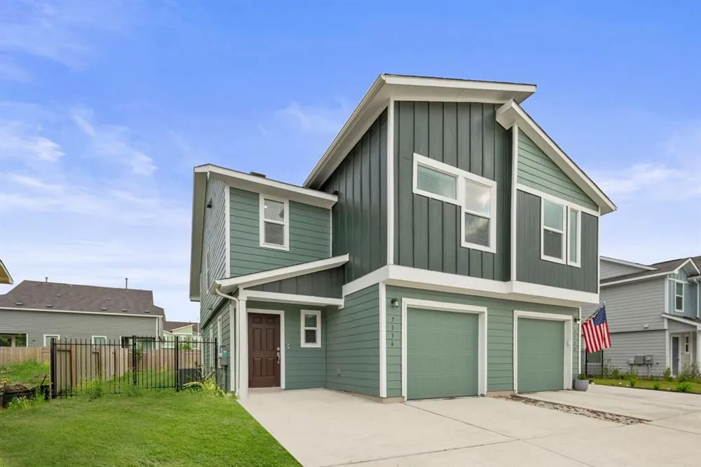 7136 Spotted Leaf Way Del Valle, TX 78617