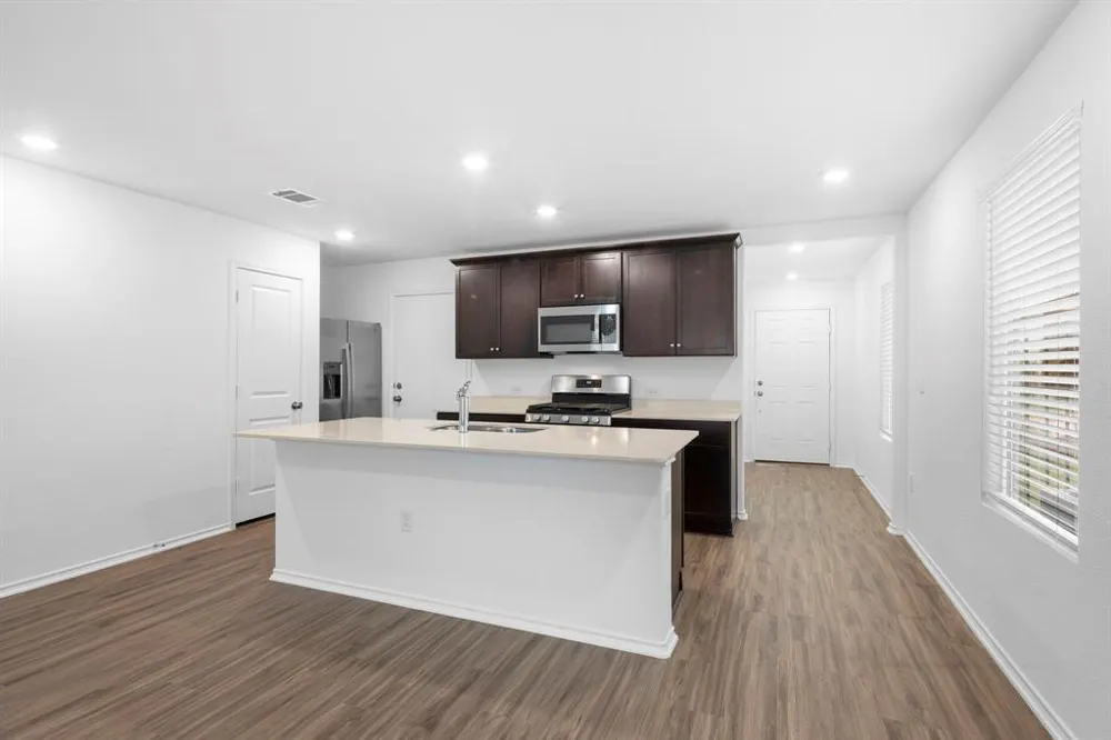7136 Spotted Leaf Way Del Valle, TX 78617