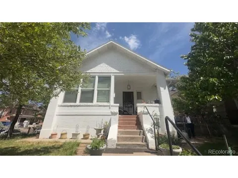 1372 Cook Street #1