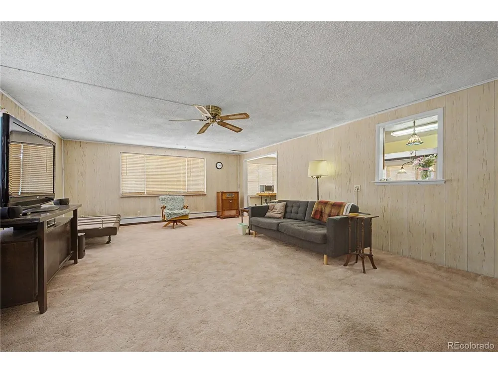 1535 Chestnut Street Canon City, CO 81212