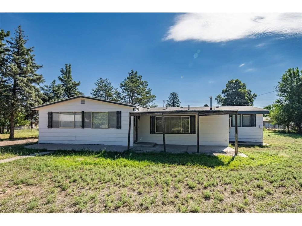 1535 Chestnut Street Canon City, CO 81212