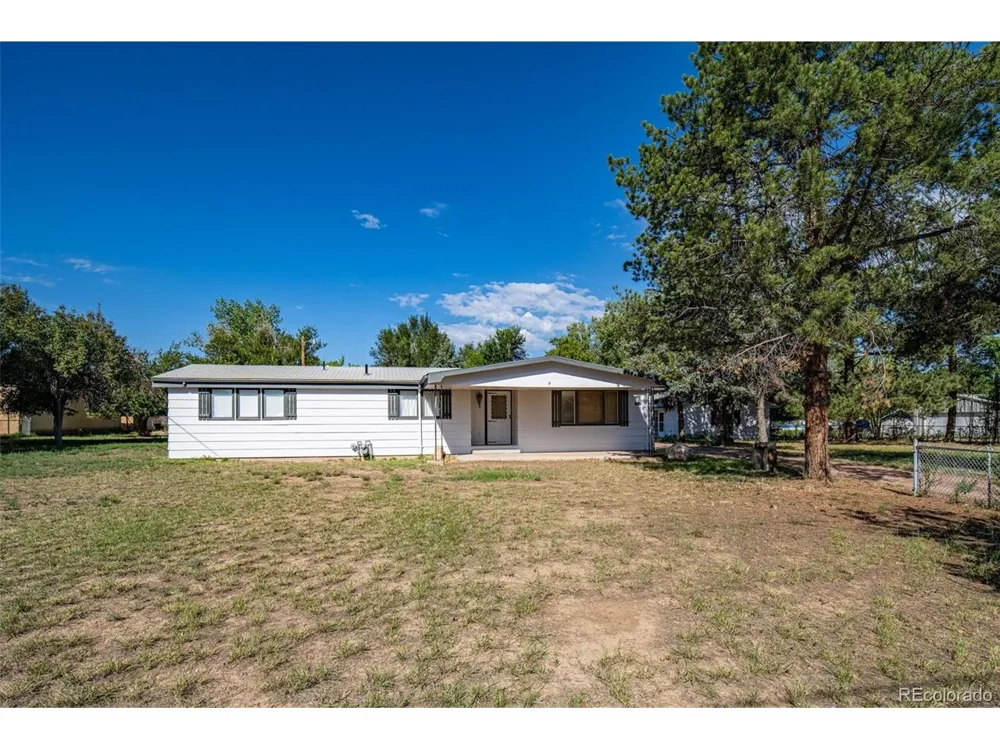 1535 Chestnut Street Canon City, CO 81212