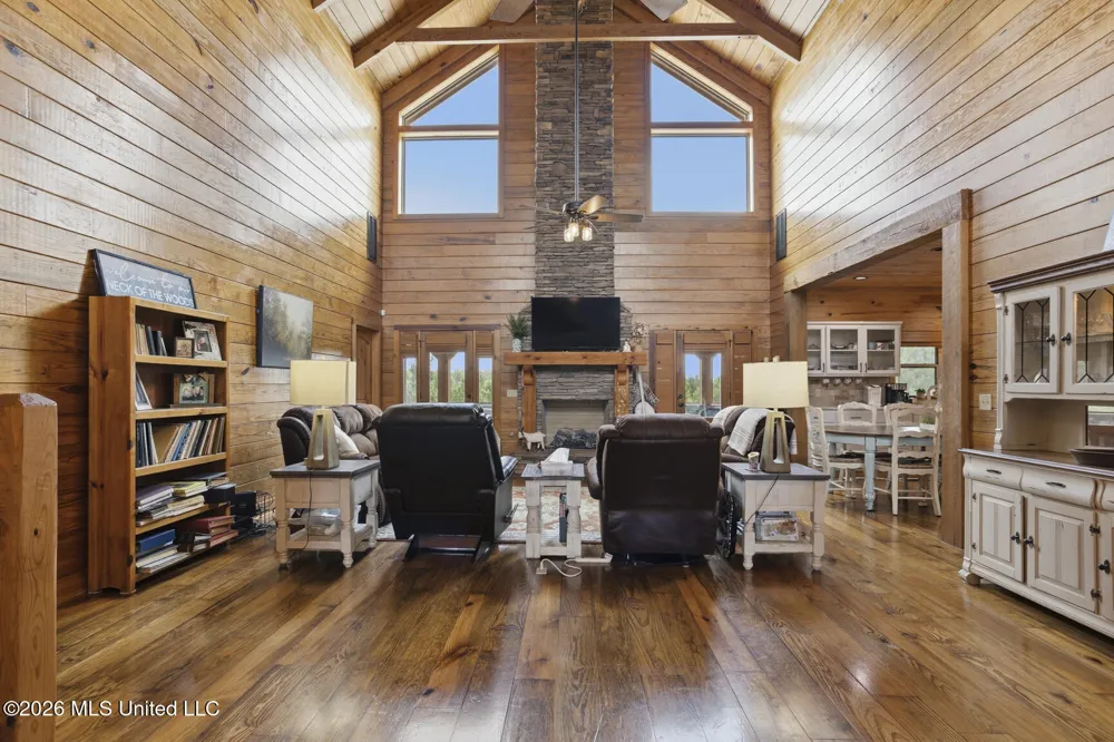11281 Mississippi 21 Forest, MS 39074