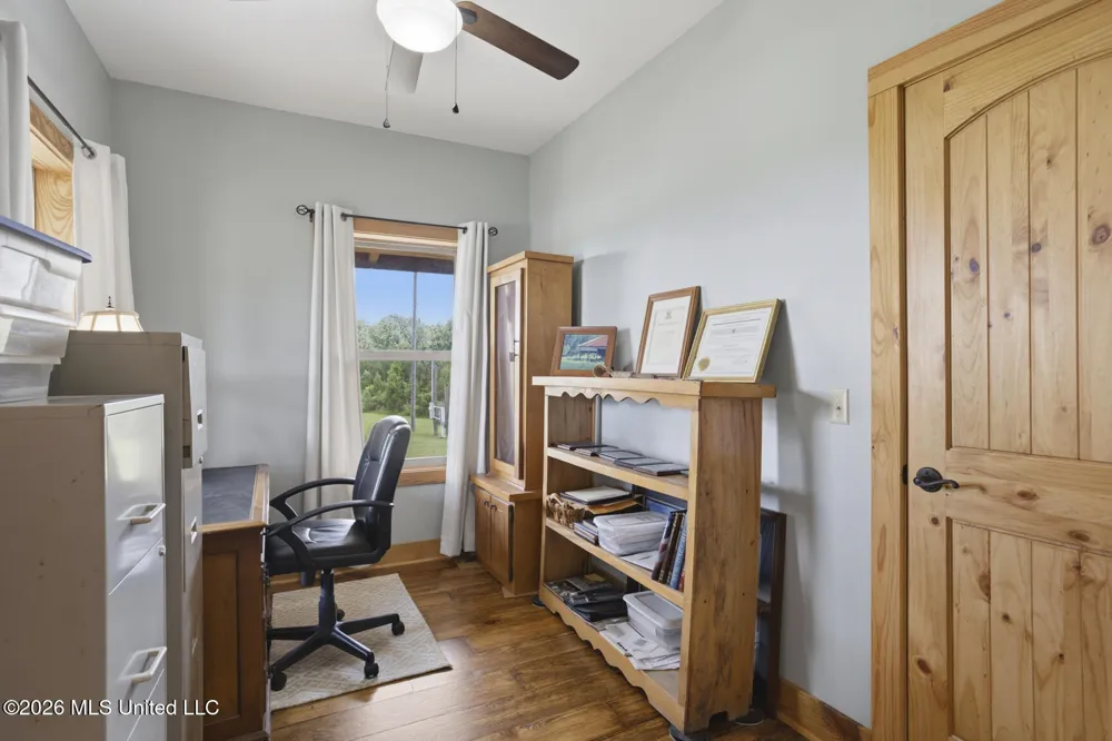 11281 Mississippi 21 Forest, MS 39074