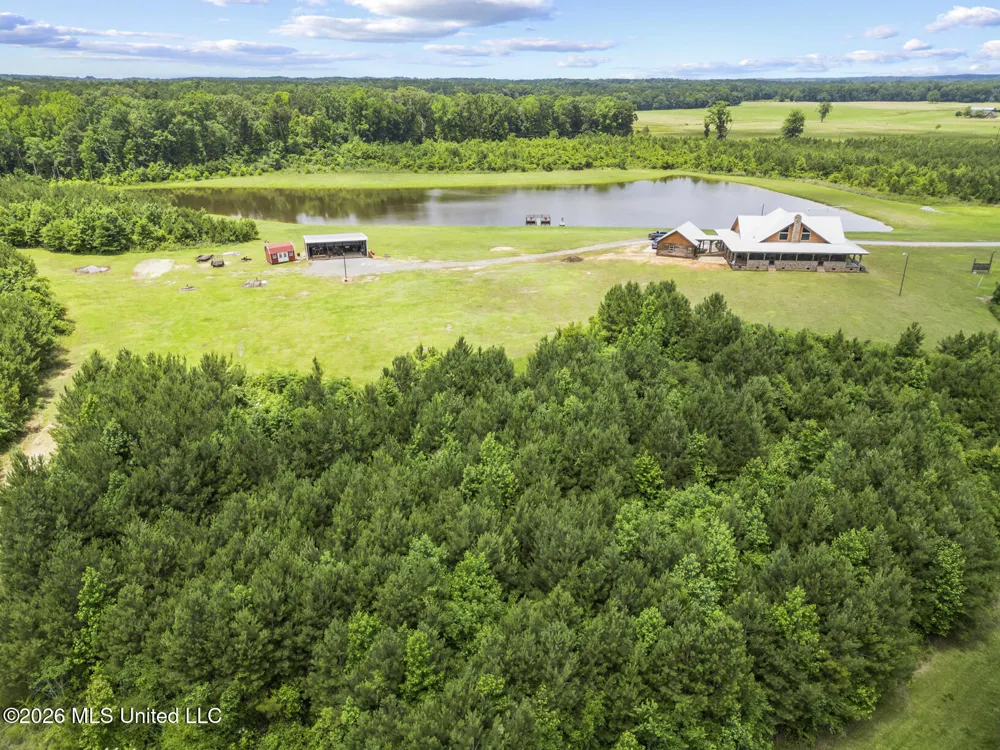 11281 Mississippi 21 Forest, MS 39074