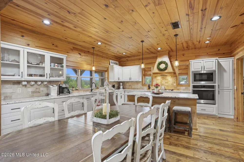 11281 Mississippi 21 Forest, MS 39074