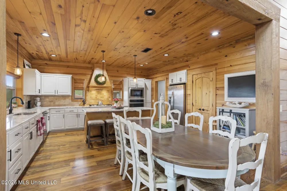 11281 Mississippi 21 Forest, MS 39074