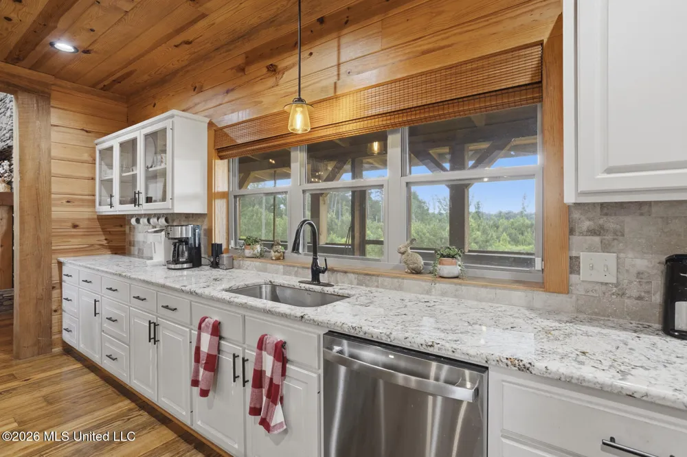 11281 Mississippi 21 Forest, MS 39074