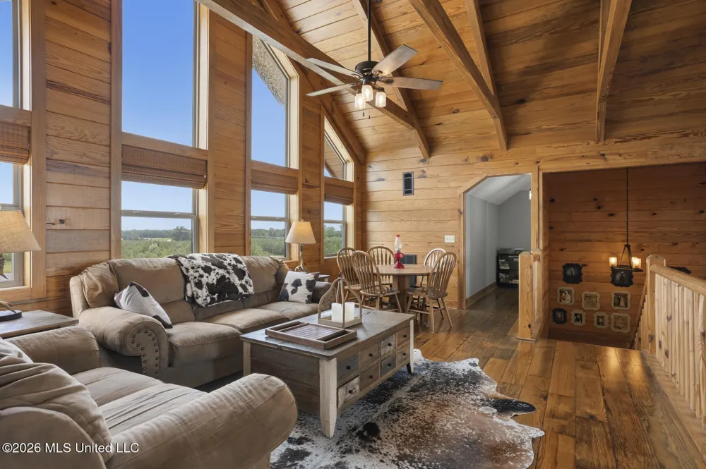 11281 Mississippi 21 Forest, MS 39074
