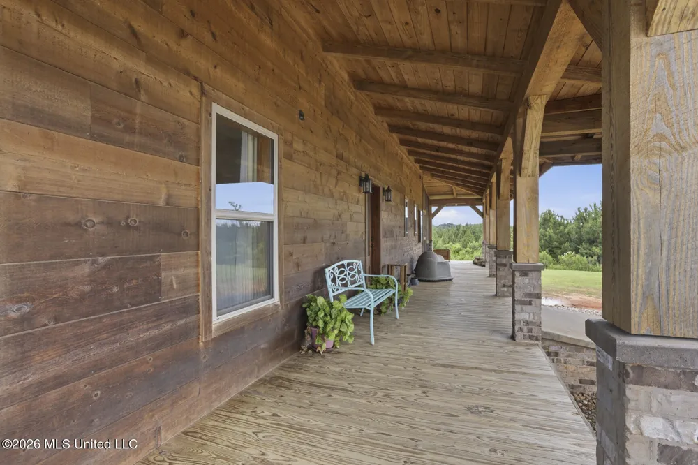 11281 Mississippi 21 Forest, MS 39074