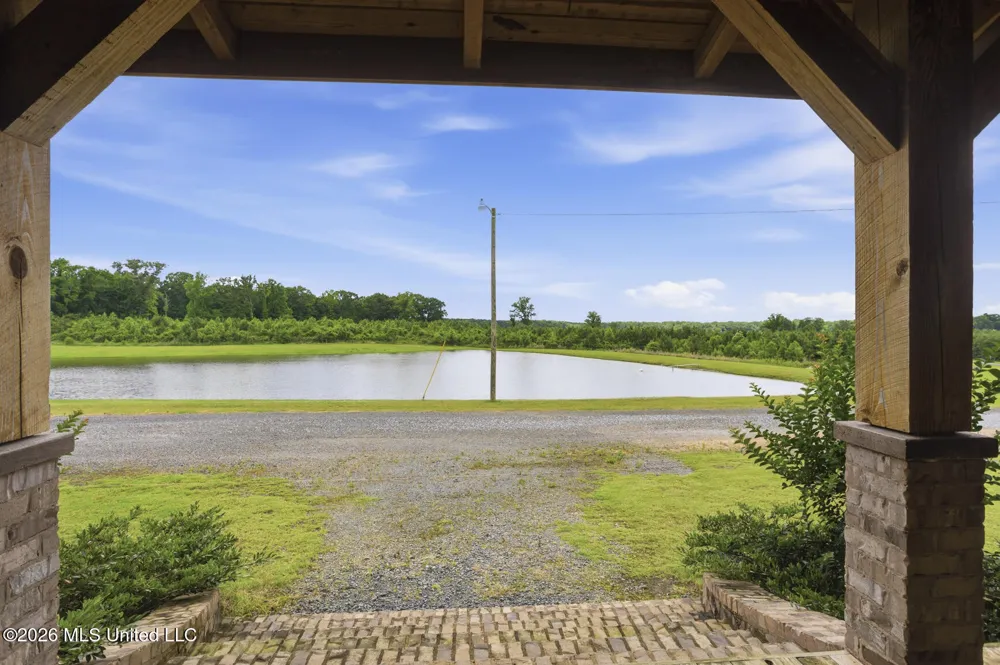 11281 Mississippi 21 Forest, MS 39074