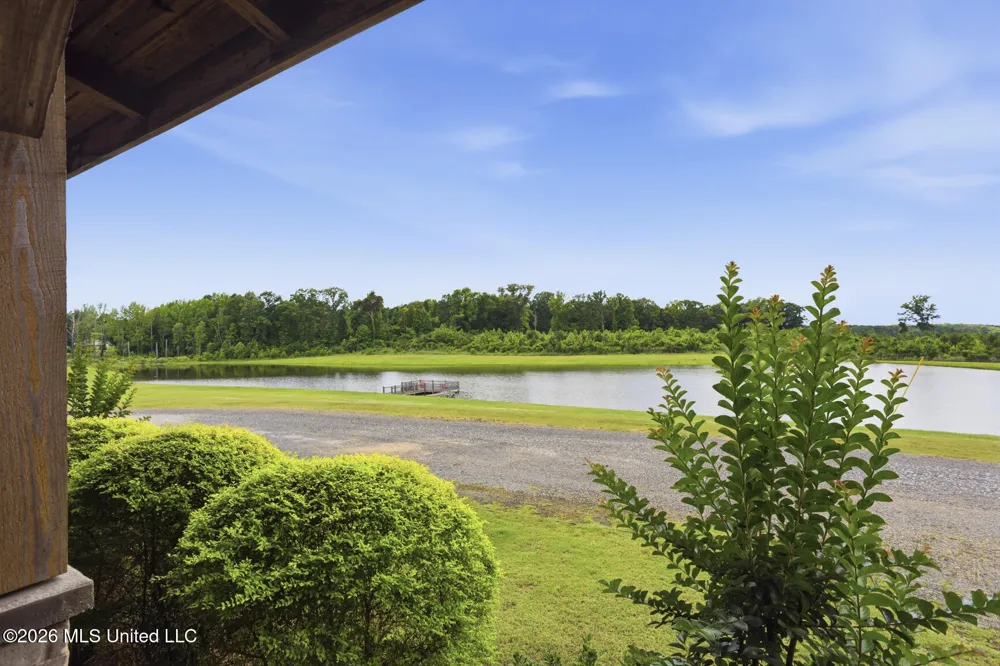 11281 Mississippi 21 Forest, MS 39074