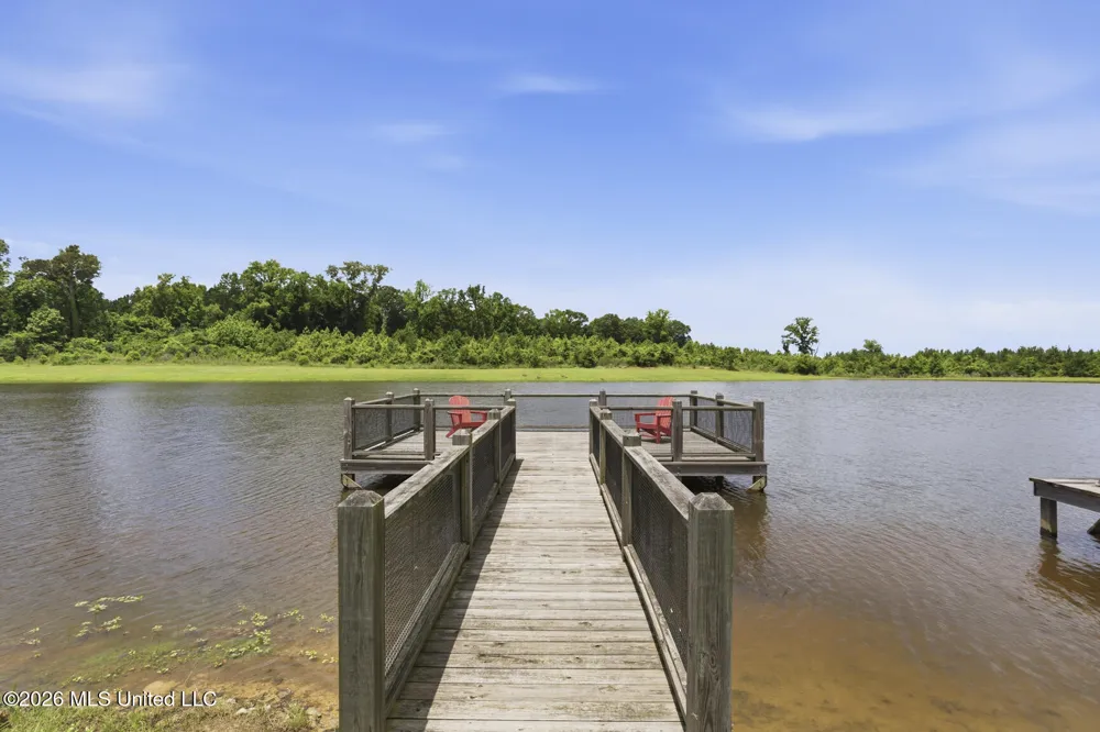 11281 Mississippi 21 Forest, MS 39074