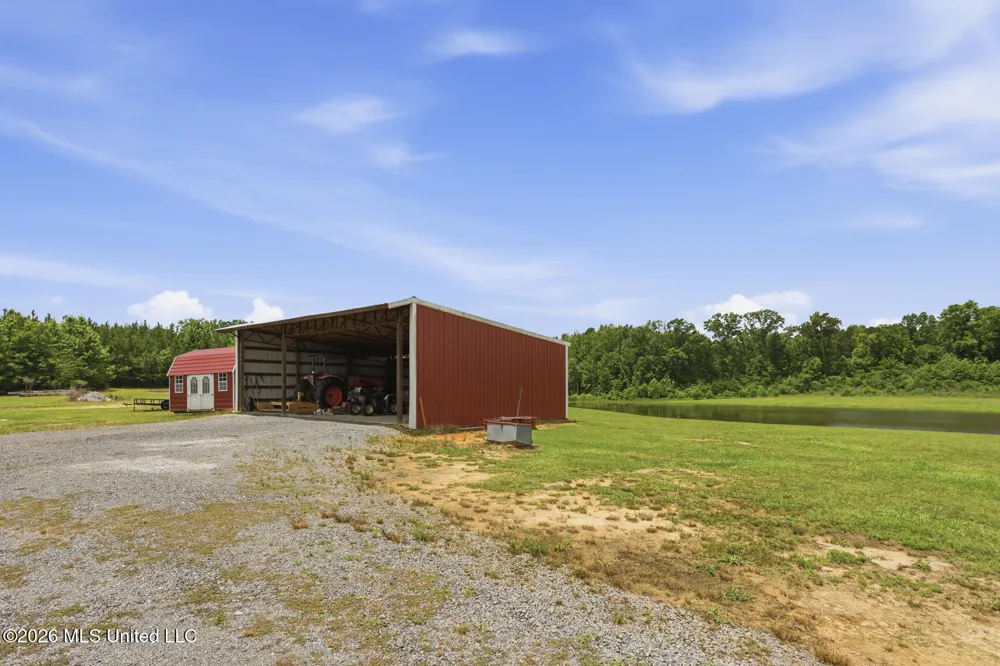 11281 Mississippi 21 Forest, MS 39074