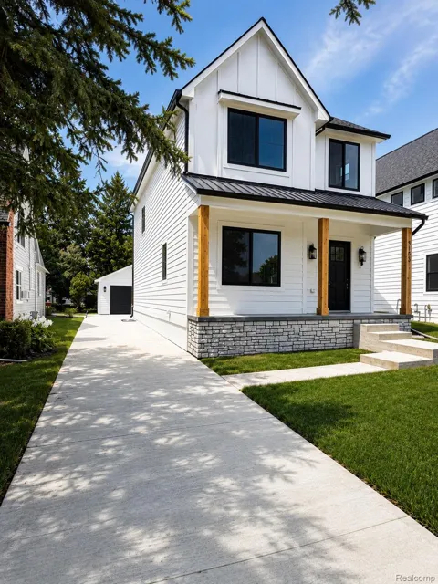 3153 Ellwood Ave.