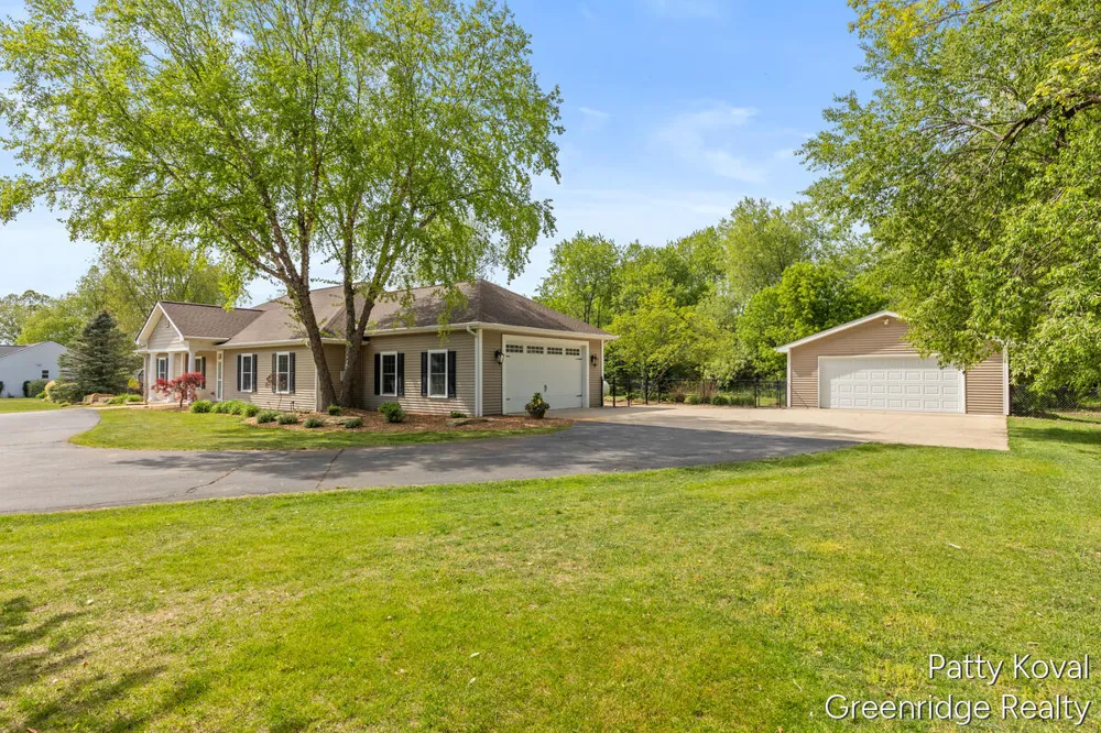 4454 Foxmoor Court Irving Township, MI 49333
