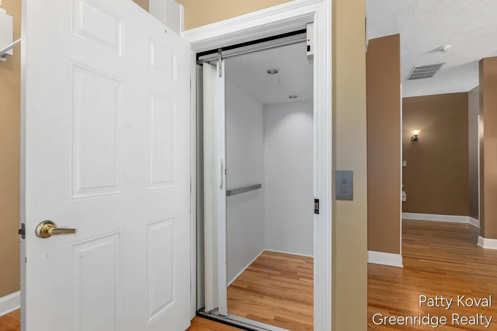 4454 Foxmoor Court Irving Township, MI 49333