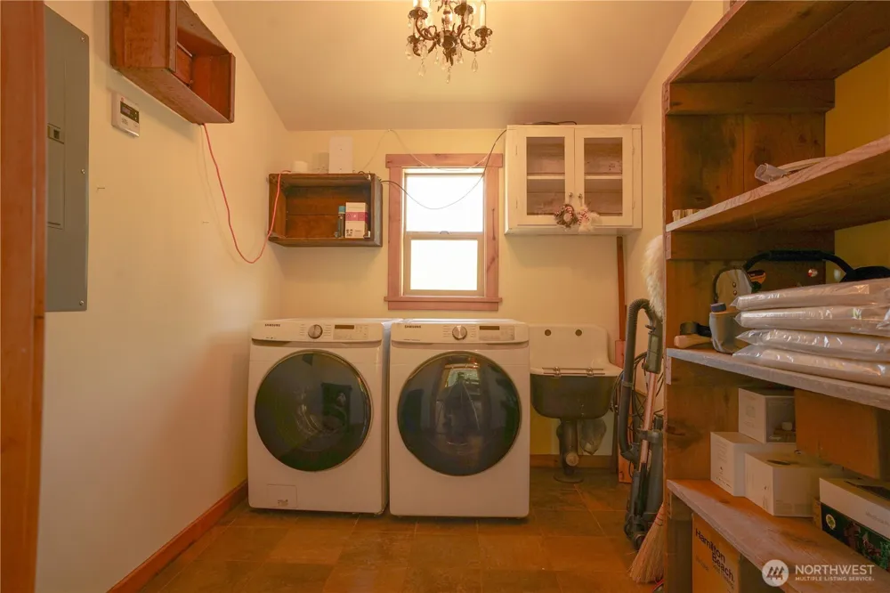 2904 Wildwood Drive Quilcene, WA 98376
