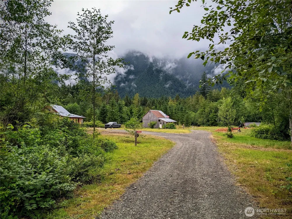 2904 Wildwood Drive Quilcene, WA 98376
