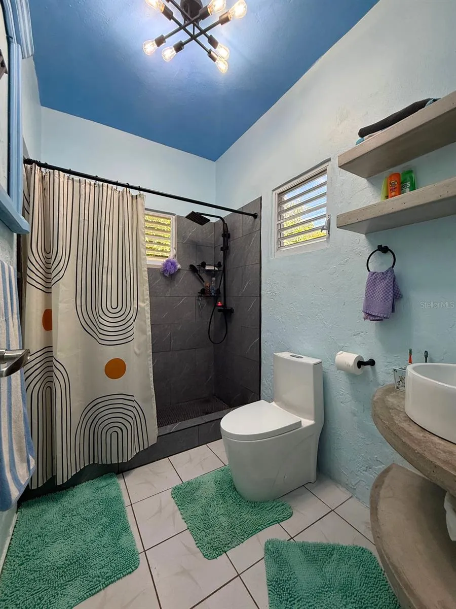 120 CALLE 16 Vieques, PR 00765