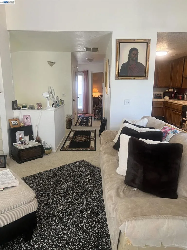 999 Porter Ave #4 Stockton, CA 95207