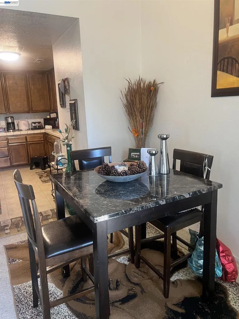 999 Porter Ave #4 Stockton, CA 95207