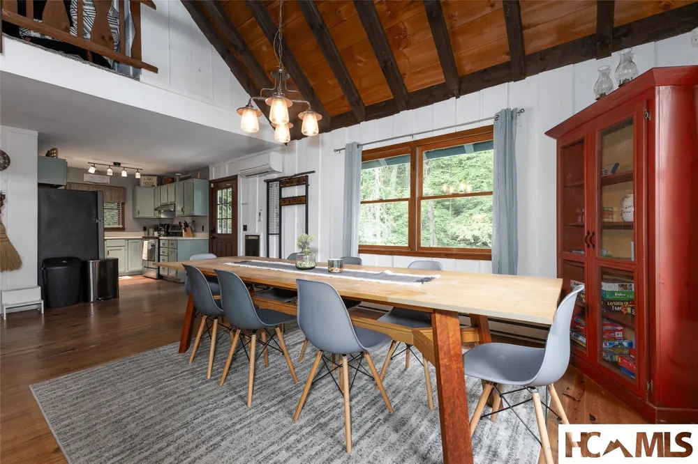 583 Woods Mountain Trail Cullowhee, NC 28723