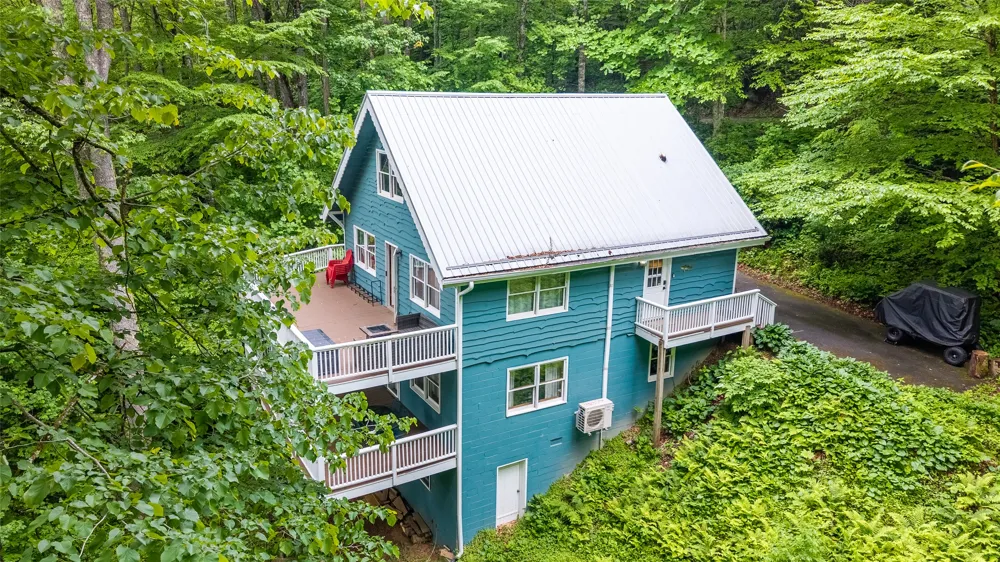 583 Woods Mountain Trail Cullowhee, NC 28723