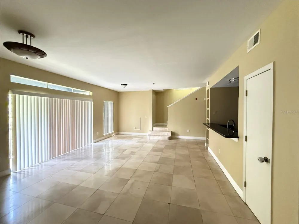 13212 ARBOR ISLE DRIVE #201 Tampa, FL 33637