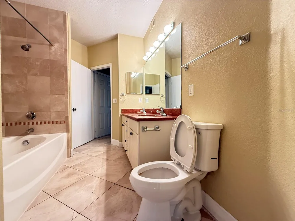 13212 ARBOR ISLE DRIVE #201 Tampa, FL 33637