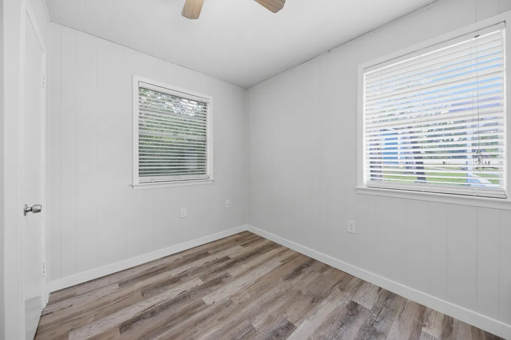 9481 Lake Forest Circle Brenham, TX 77833