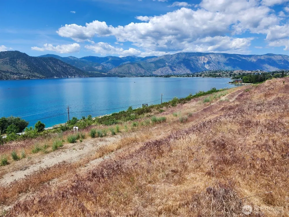 155 Makai Road Manson, WA 98831