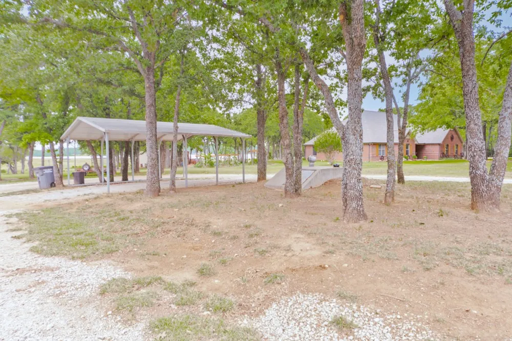 383 Briar Creek Lane Bowie, TX 76230