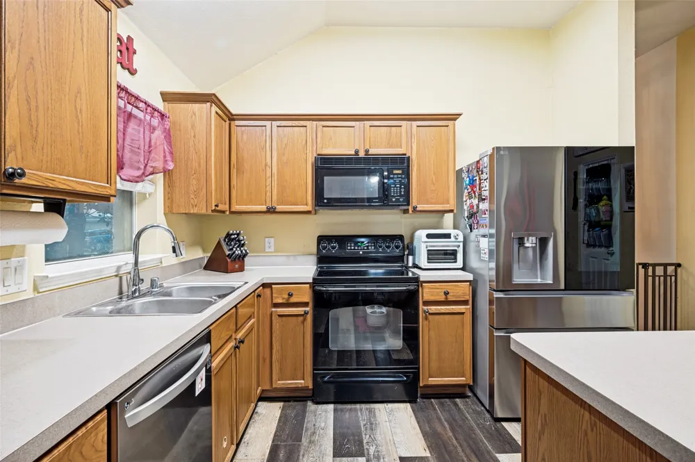 8701 Wagon Trail Cross Roads, TX 76227