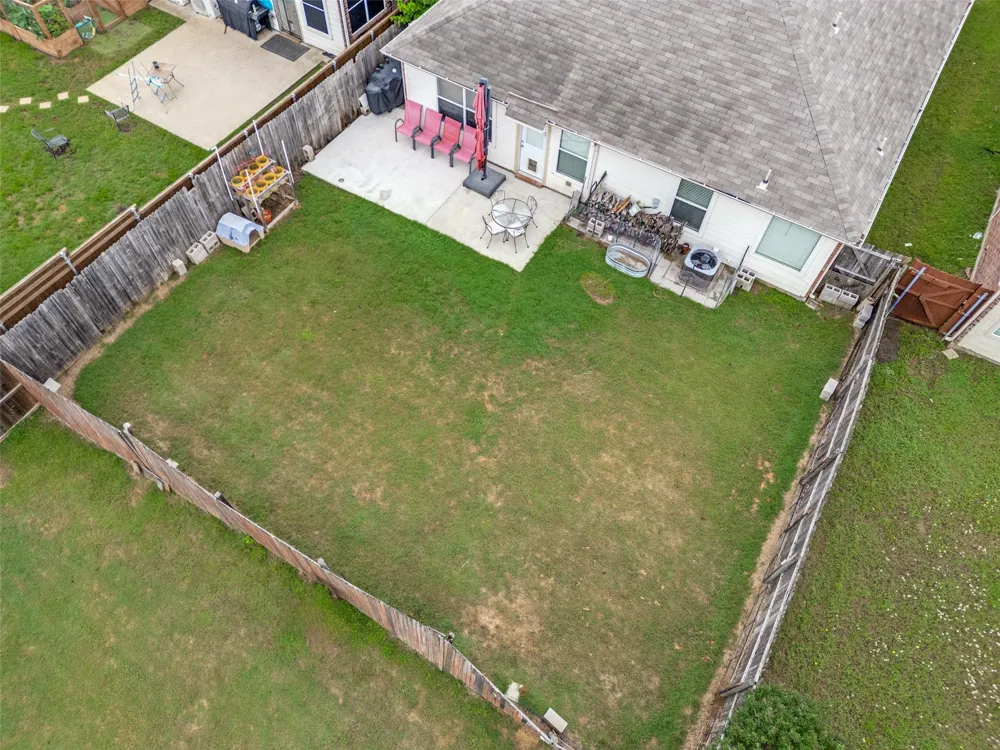 8701 Wagon Trail Cross Roads, TX 76227