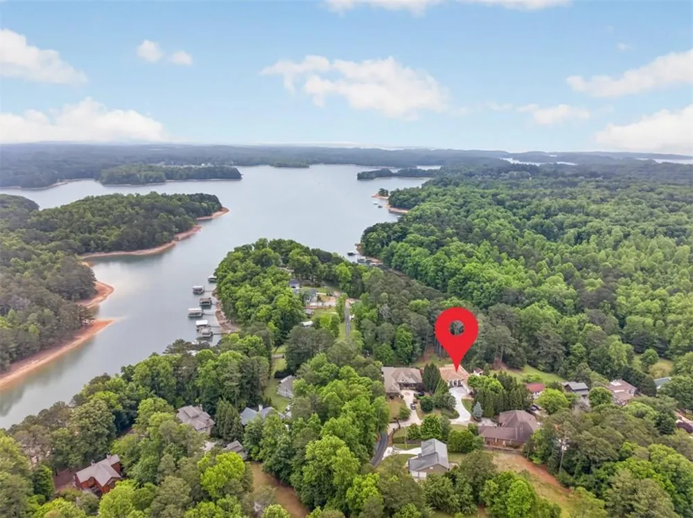6010 Robbs Drive Cumming, GA 30041