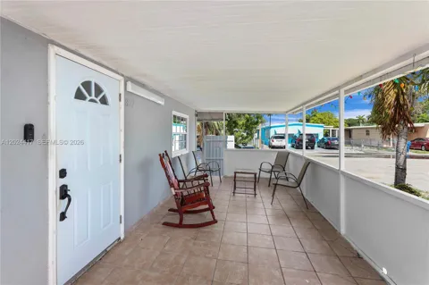 827 SW 128 AVE